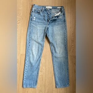Denim forum ex boyfriend Light Wash Button-Fly Straight Leg Jeans